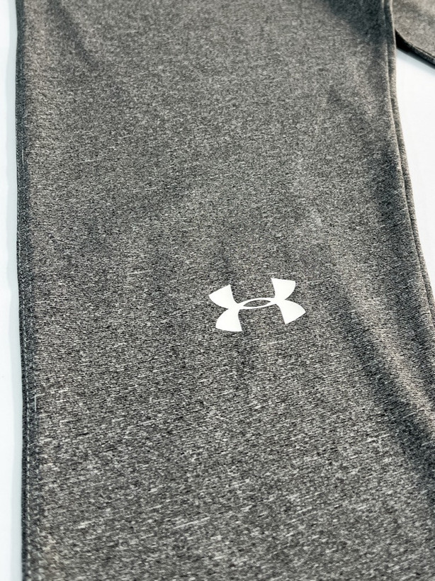 لگ ورزشی Under Armour